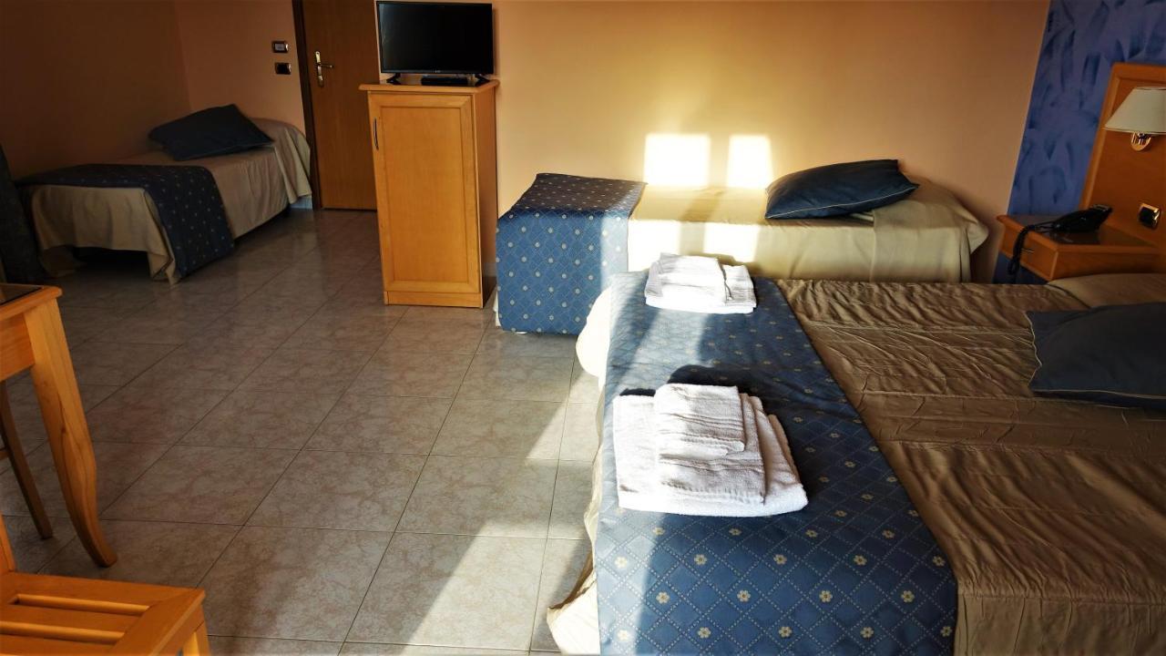 Hotel Bristol Энна Экстерьер фото