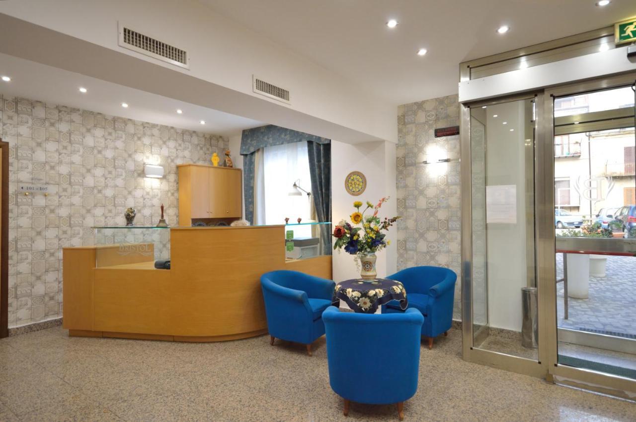 Hotel Bristol Энна Экстерьер фото