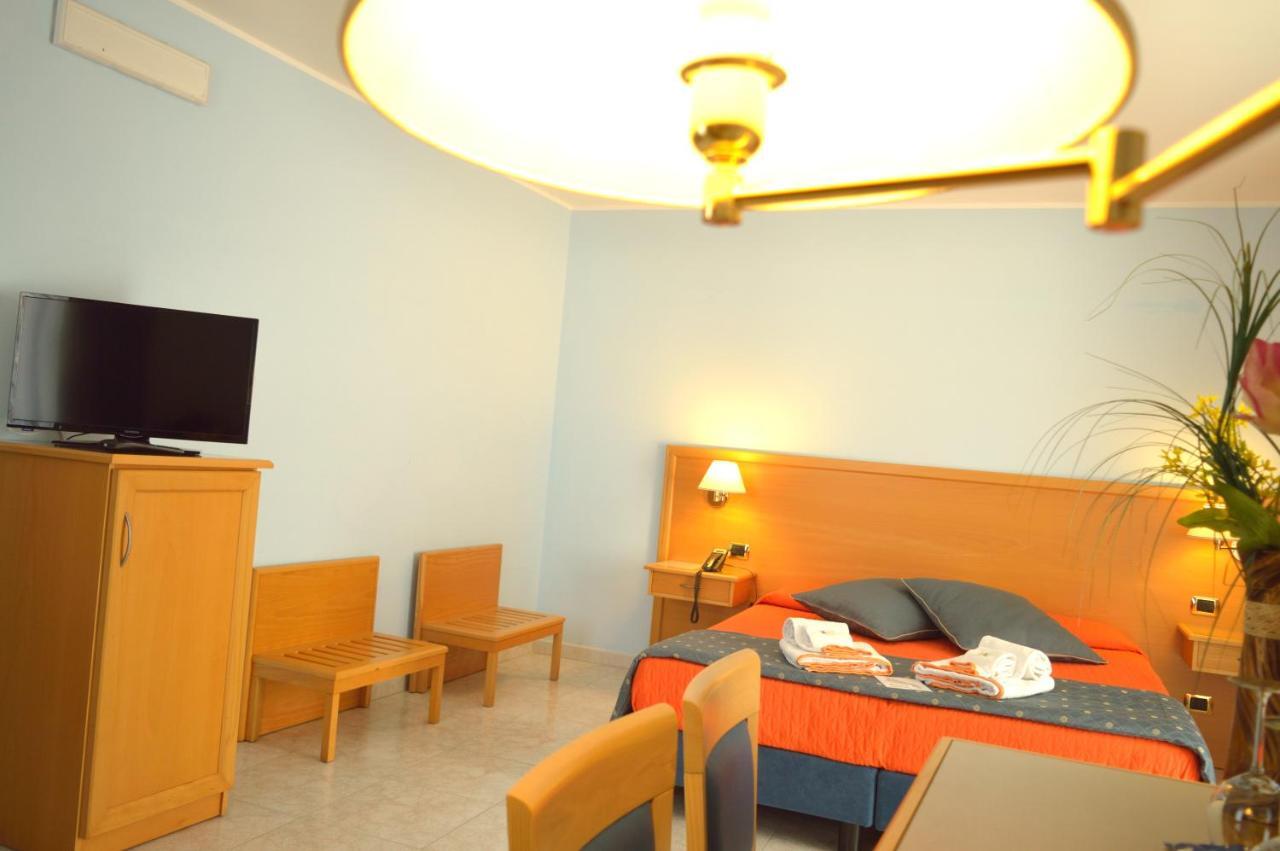 Hotel Bristol Энна Экстерьер фото